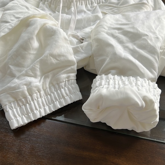 KARL LAGERFELD PARIS Linen Straight Leg Drawstring Joggers - Picture 11 of 12